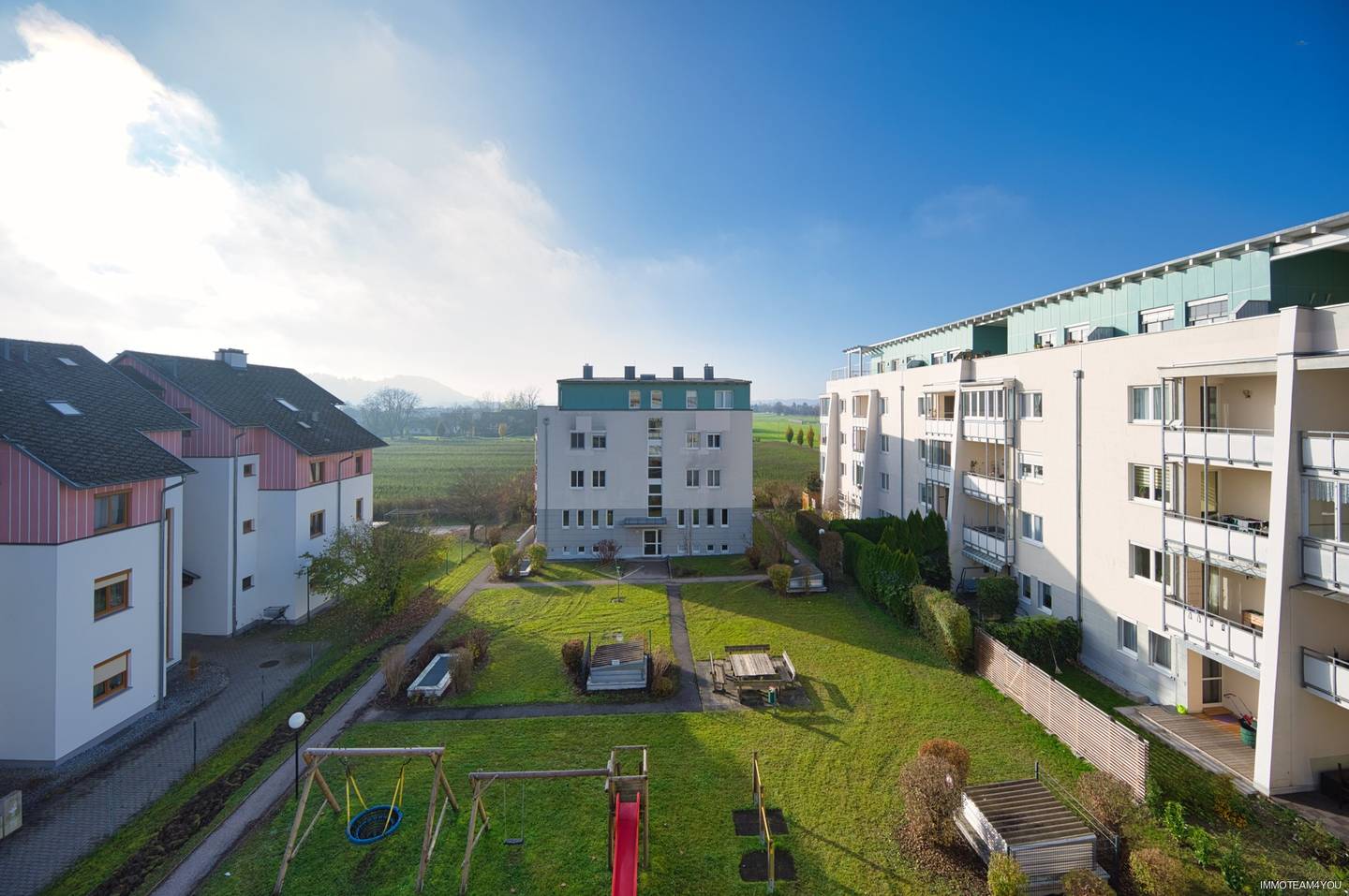 Wohnung mit Loggia und Tiefgaragenstellplatz