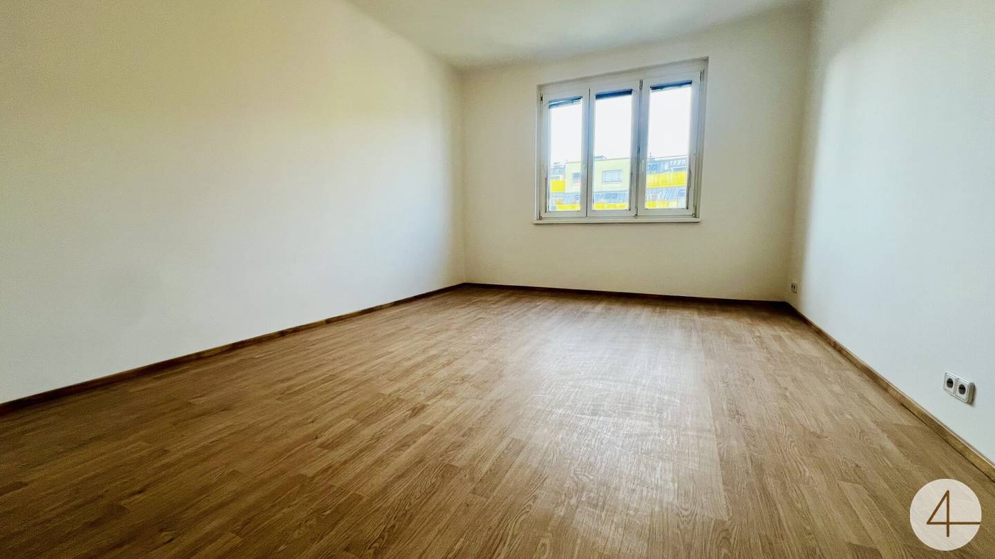 Wohnung teilsaniert Westlage nahe Kongresspark