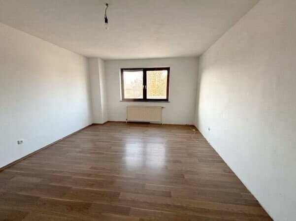 Wohnung mit Balkon und Stellplatz inklusive