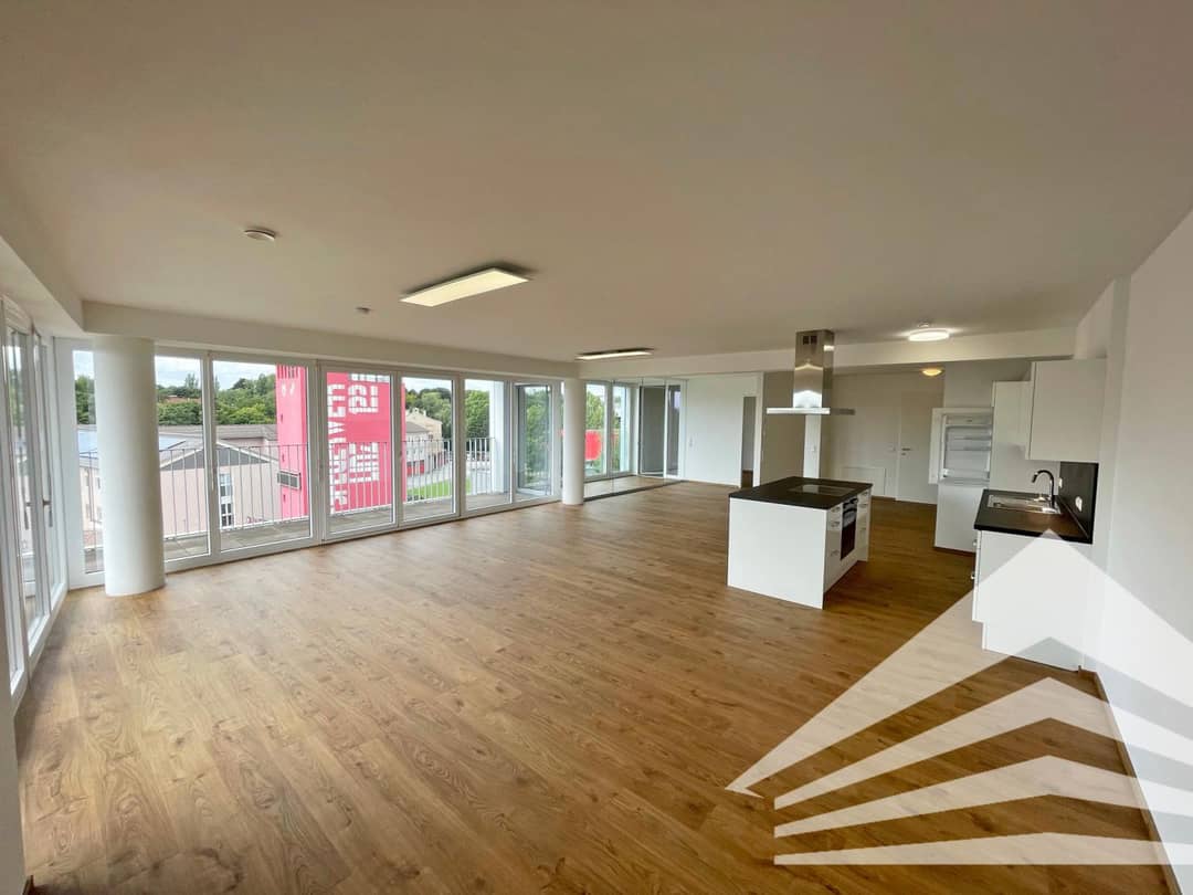 Apartment in the city center with large terrace