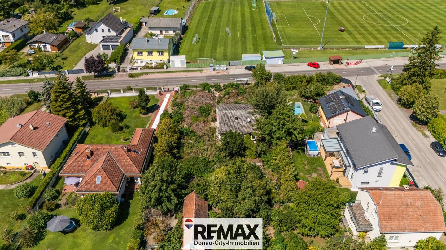 <b>"BAUGRUND IN TOPLAGE | ca. 1.085 m² | Sonnige Ausrichtung"</b>