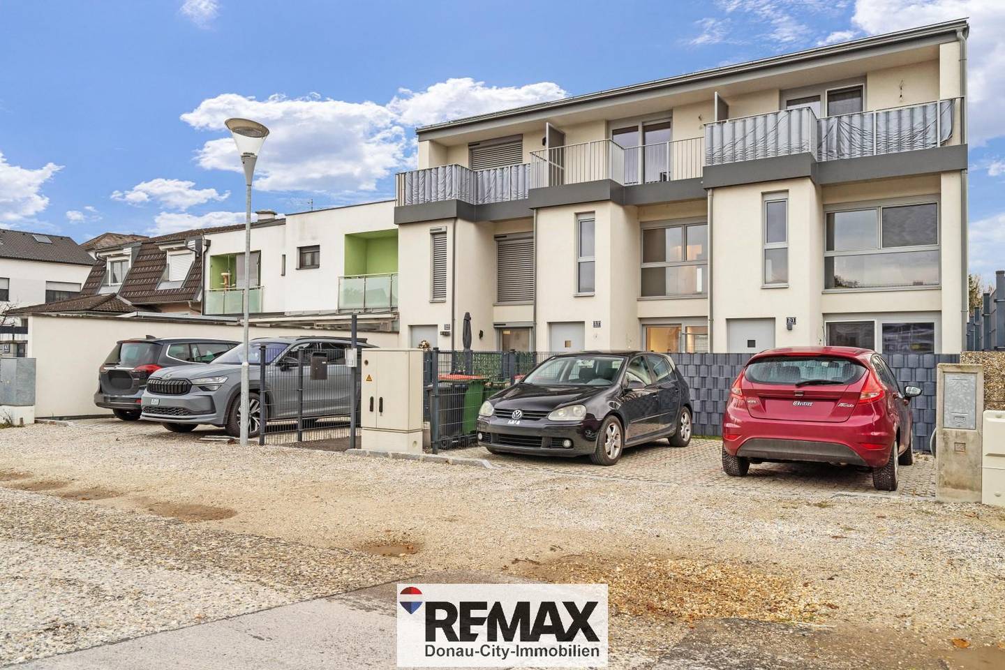 Schlüsselfertiges 171 m² Reihenhaus in ruhiger Deutsch-Wagramer Lage