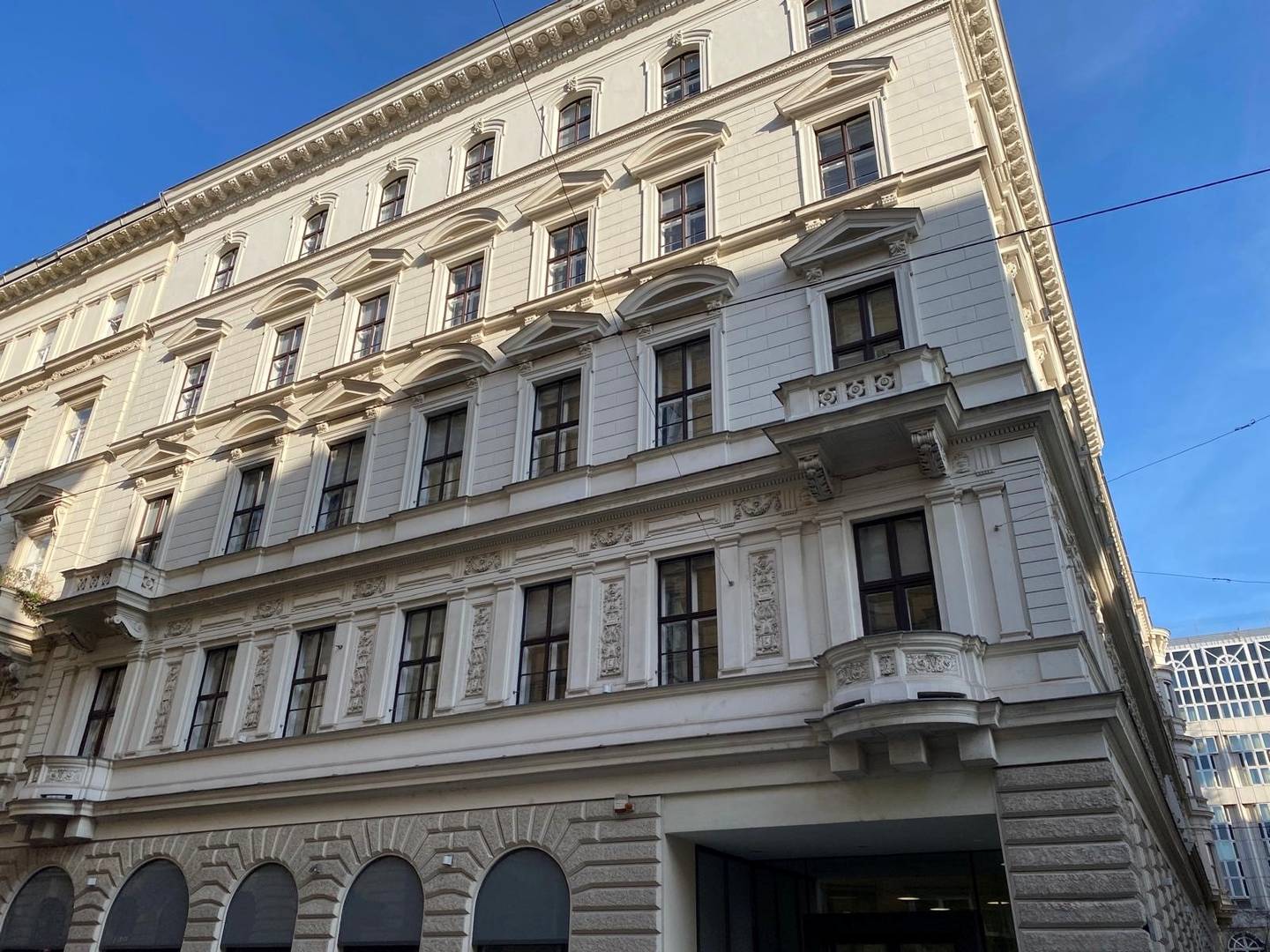 Eigenständiges Bürogebäude in 1010 Wien – ca. 3.400 m² Bürofläche nahe Stadtpark