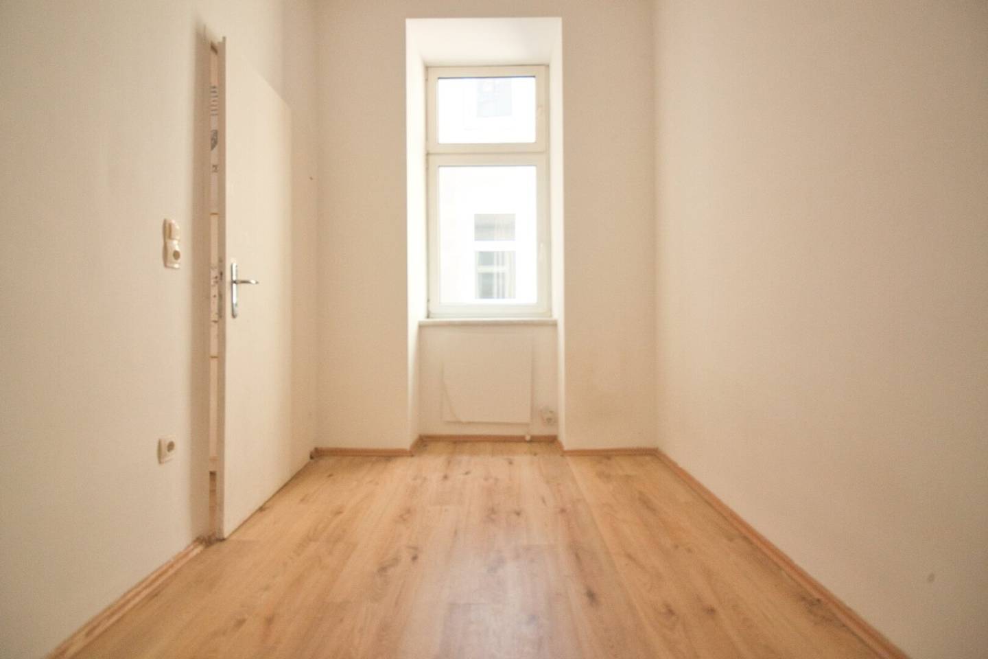 Bright quiet Wohnung Innenhoflage