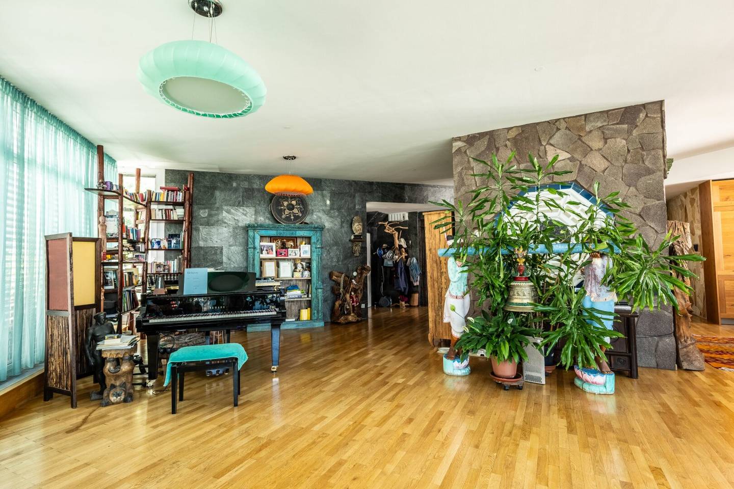 Penthouse mit großer Dachterrasse und direktem Aufzug