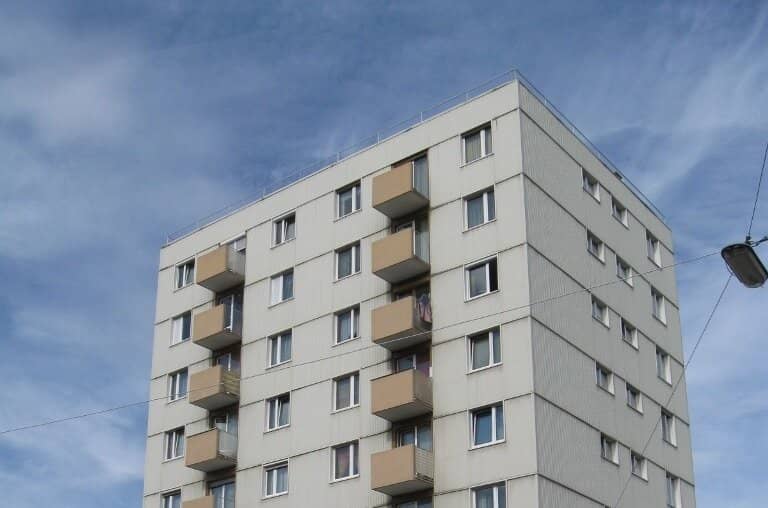 2 room apartment in Judenburg with 54.64 m² living space and 2 rooms effortlessly described in the dataset? no, keep simple? I will keep the translation as per instruction: faithful translation of the German title below. Do not add, remove, invent or embellish any information. Keep proper names, project names and place names unchanged. No surrounding quotes, no trailing punctuation, no emojis