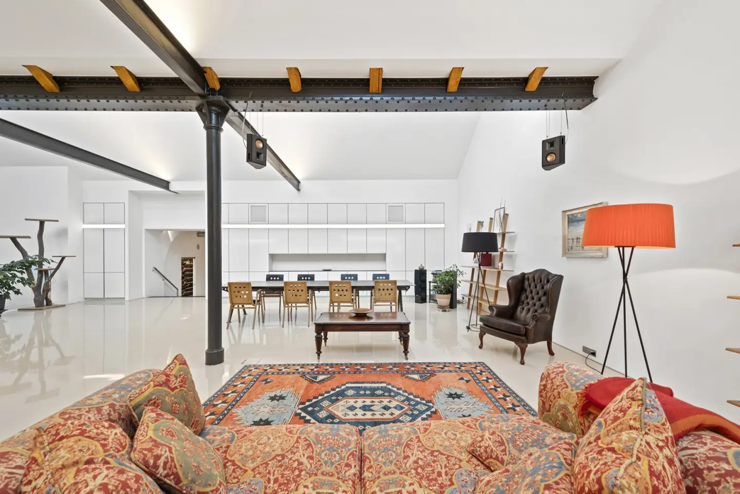 5-Room Loft-Atelier Apartment in New York Style with Terrace and Garage, Vienna 1060