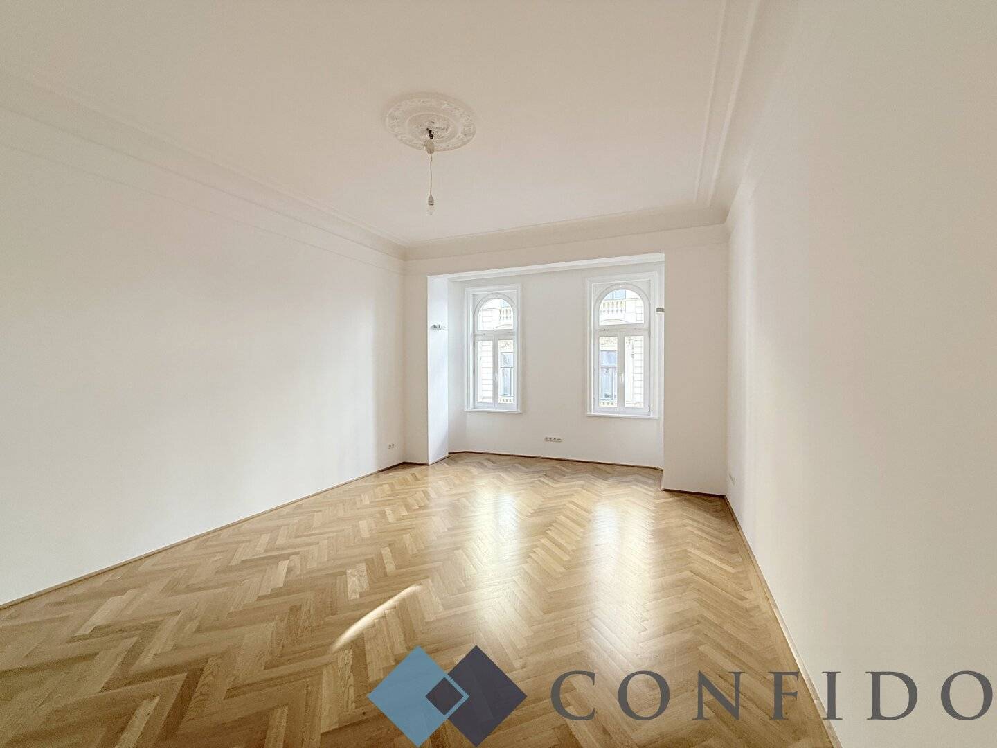 Rarität in begehrter Lage: Großzügige 3-Zimmer-Altbauwohnung mit Charme & Charakter