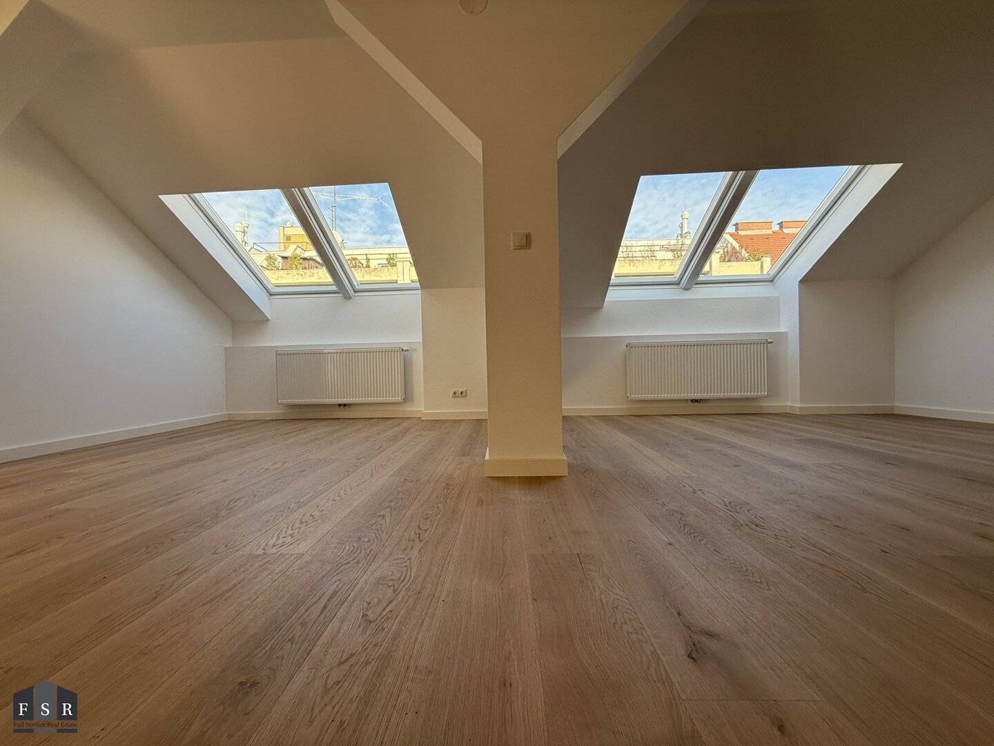 Dachgeschosswohnung mit Terrasse im revitalisierten Stilaltbau nahe U3