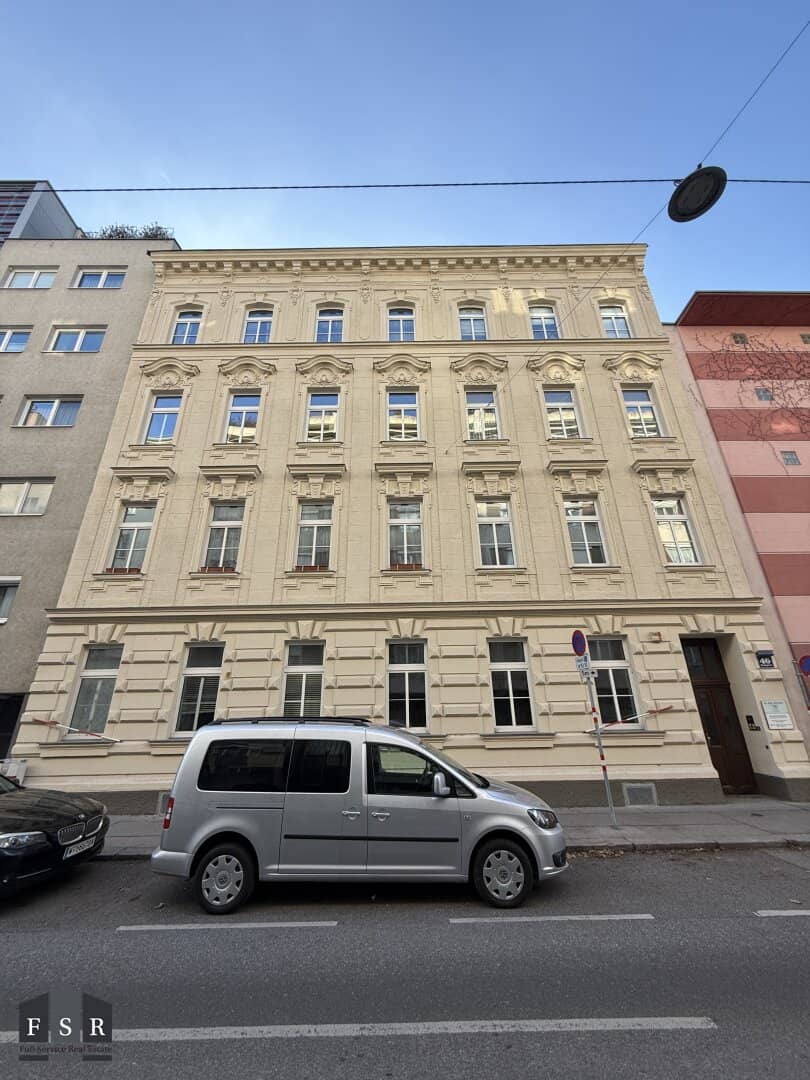 Dachgeschosswohnung mit Terrasse im revitalisierten Stilaltbau nahe U3