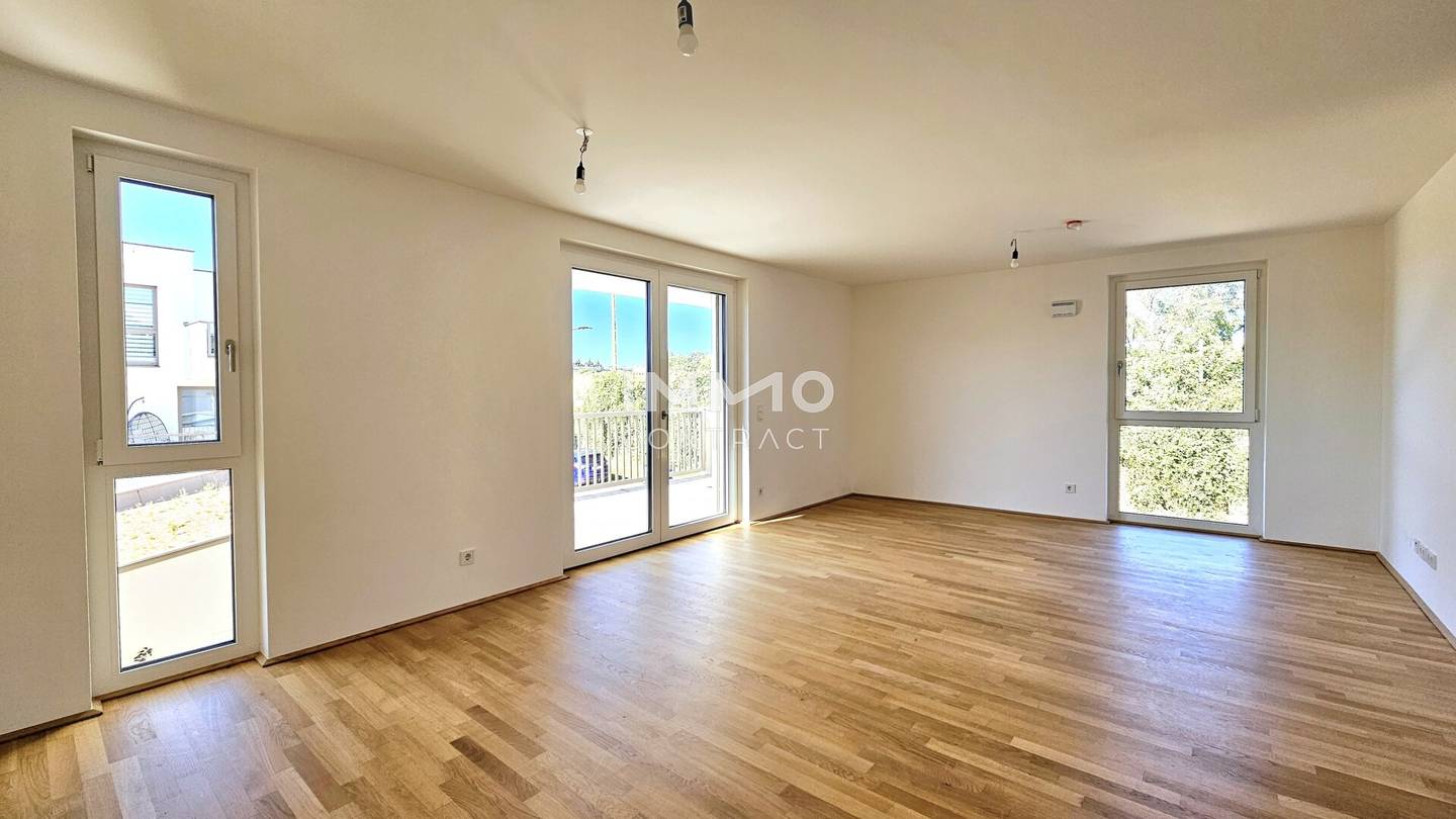 Erstbezug Wohnung mit Balkon und Tiefgarage
