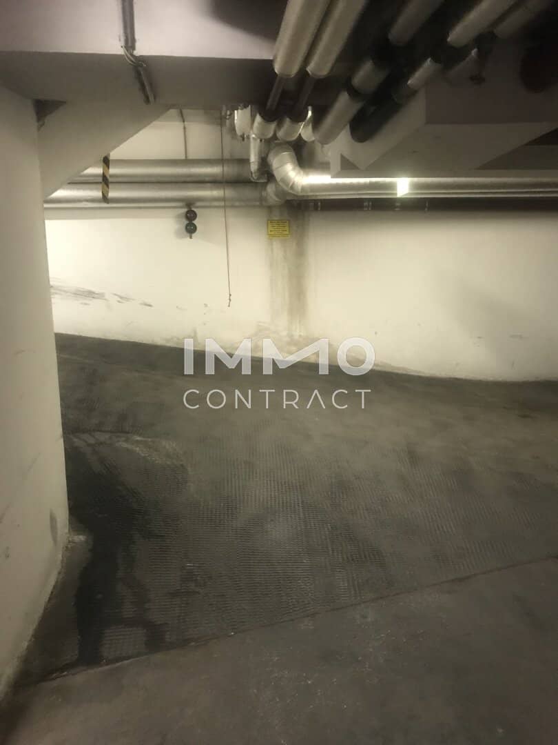 Stack parking space only for very small cars Gfrornergasse 13/TG 9