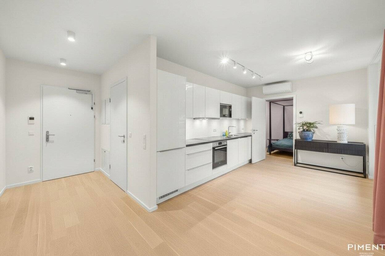 2-room garden apartment with fitted kitchen in top location
