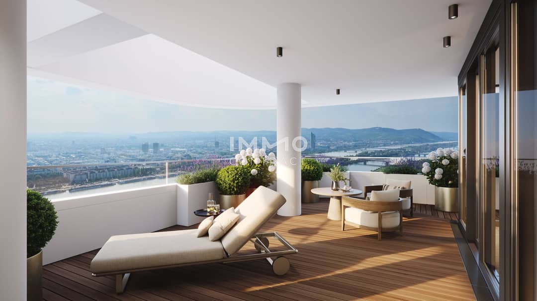 Penthouse with rooftop pool and wellness area