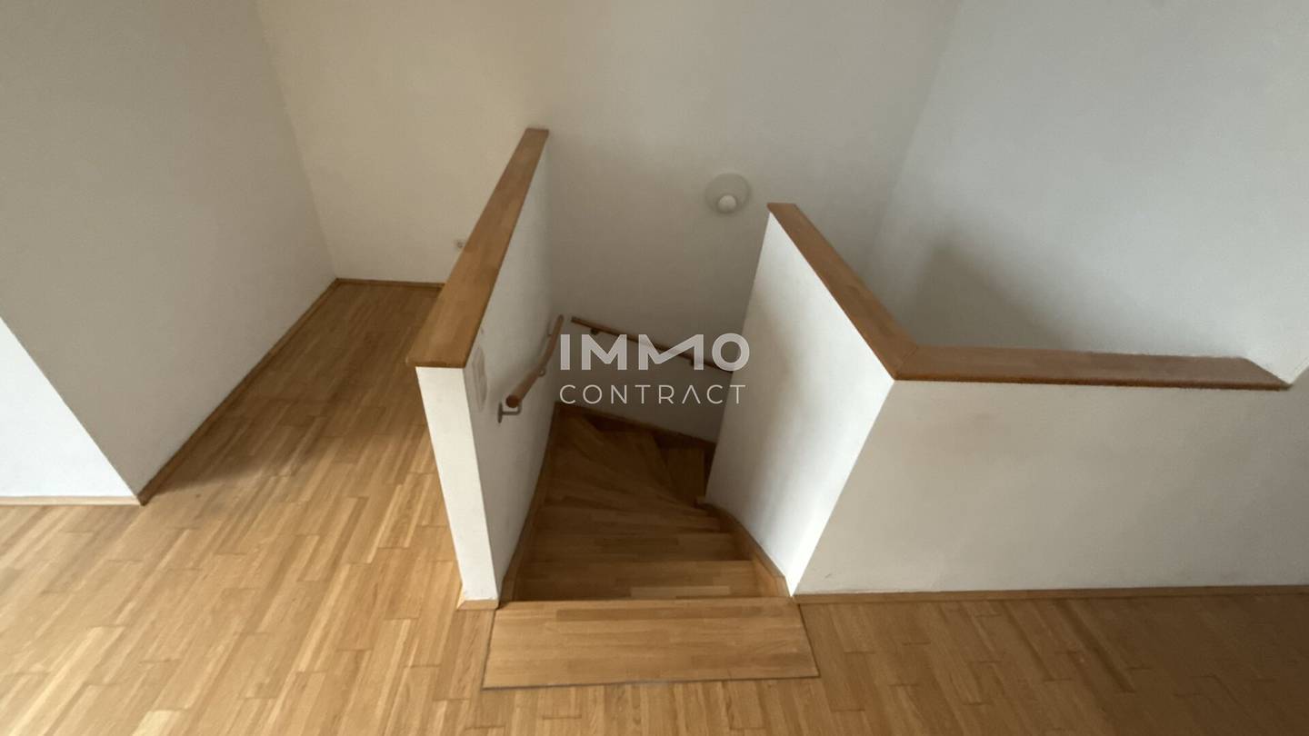Einzigartiges Büro mit toller Terrasse!