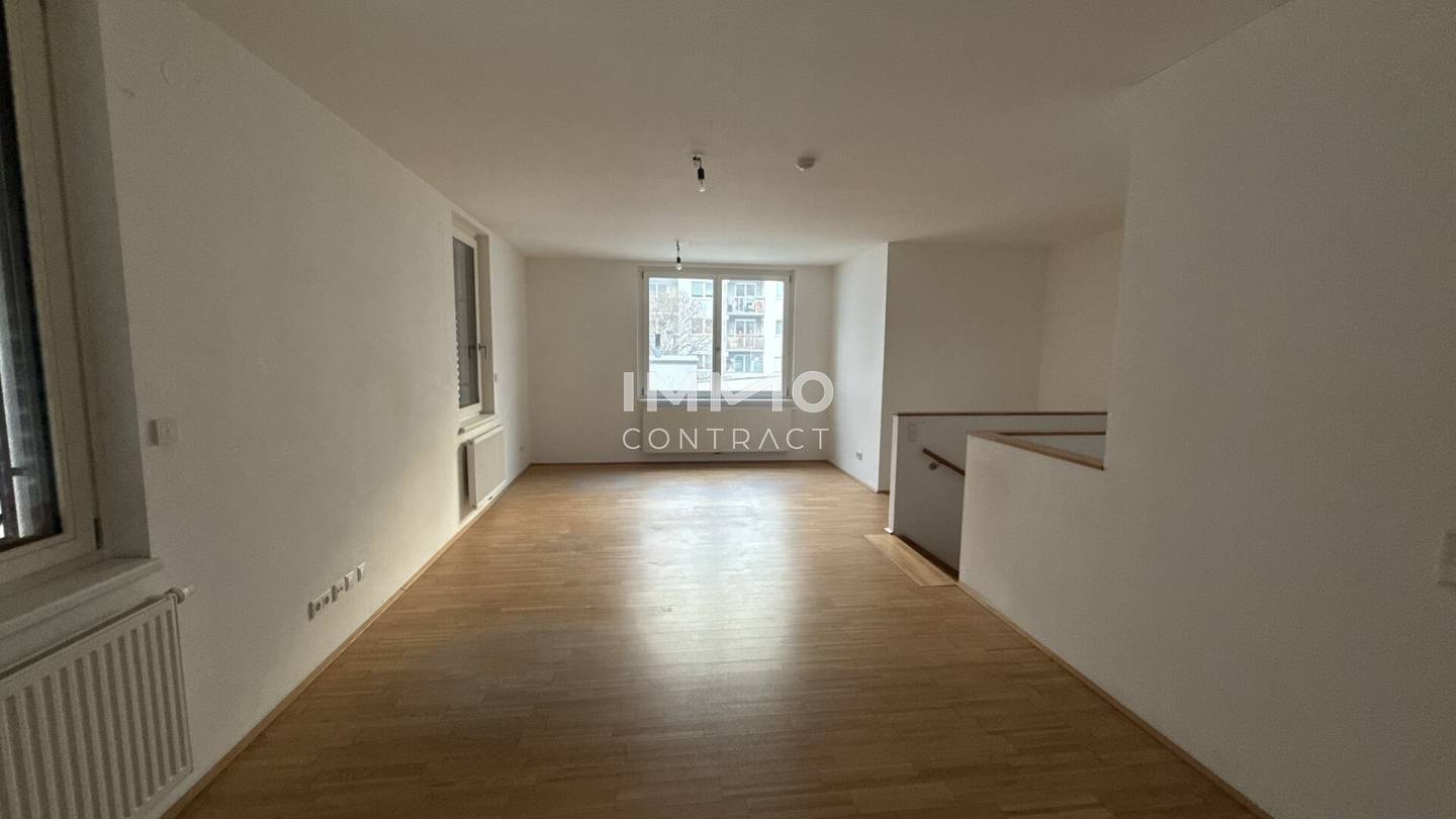 Einzigartiges Büro mit toller Terrasse!