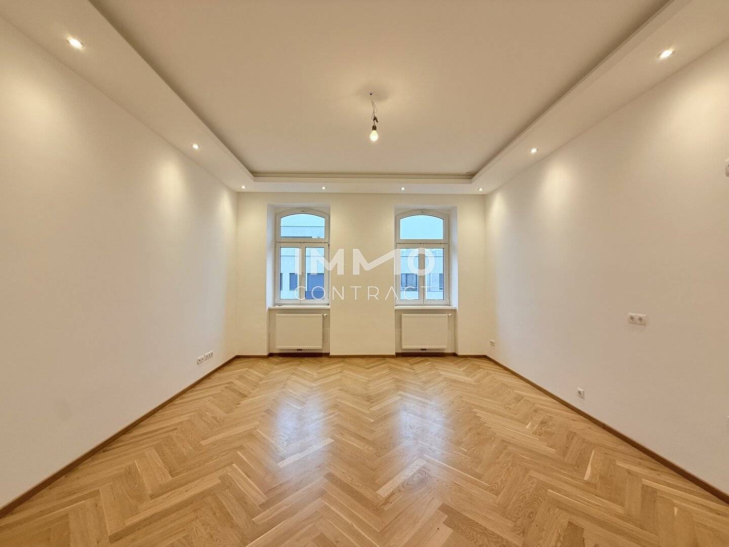 Wiener Rose - 2 Zimmer Erstbezug - modern wohnen mit dem Charme einer Altbauwohnung