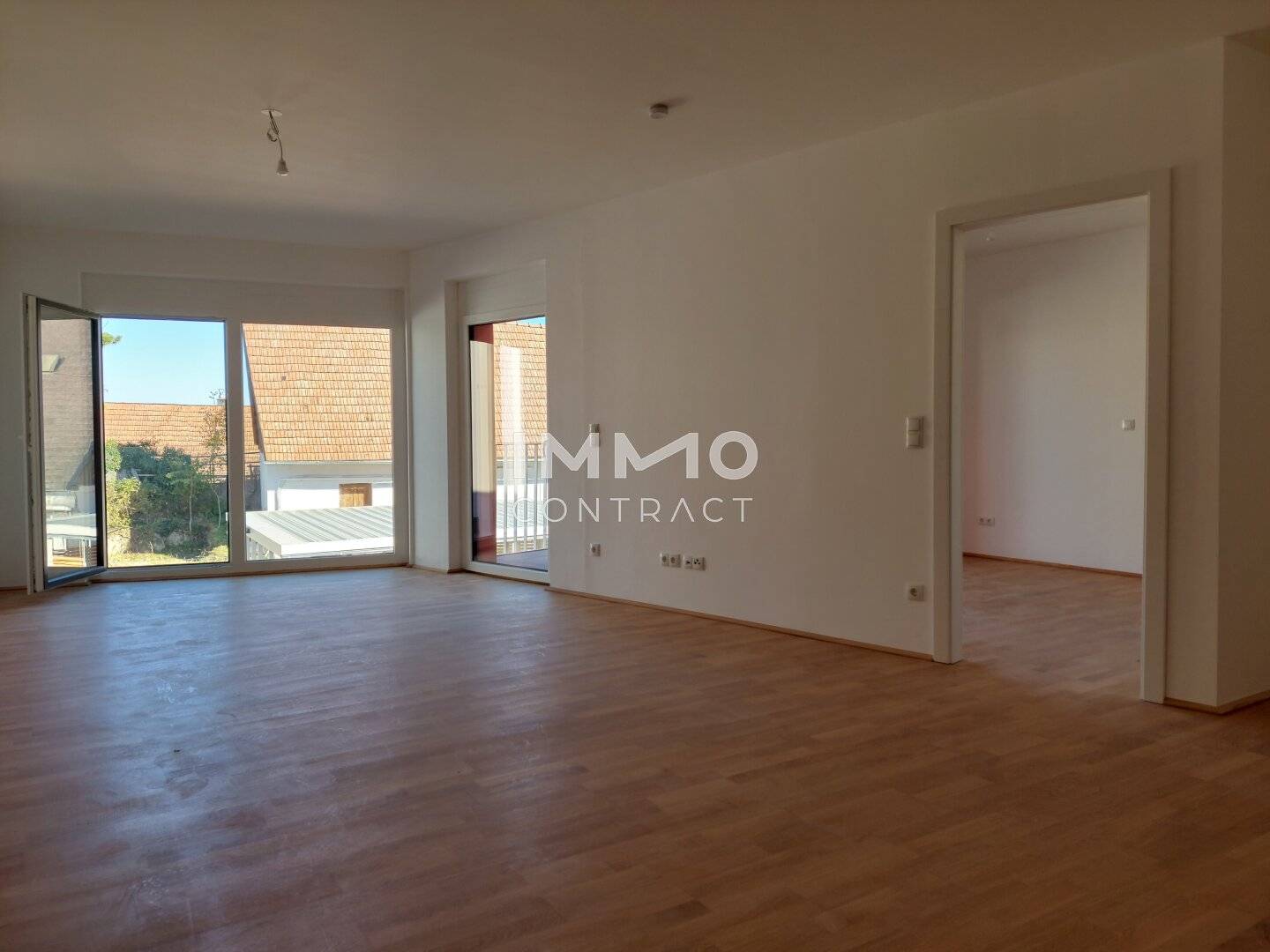 Wohnung Erstbezug mit Tiefgaragenplatz