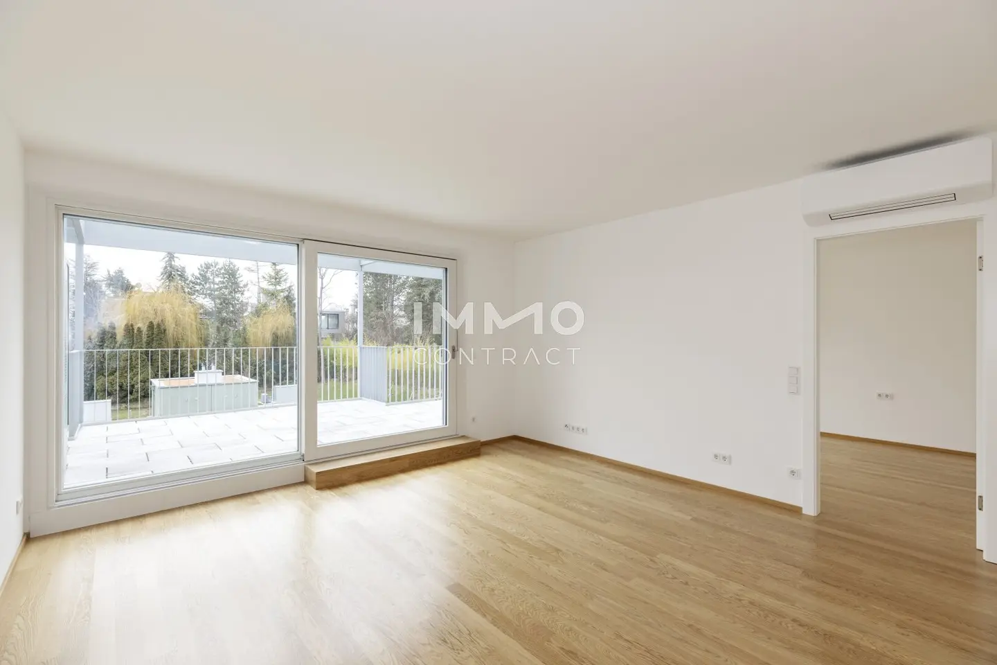 Luxuriöse 2 Zimmer Wohnung mit Blick ins Grüne!