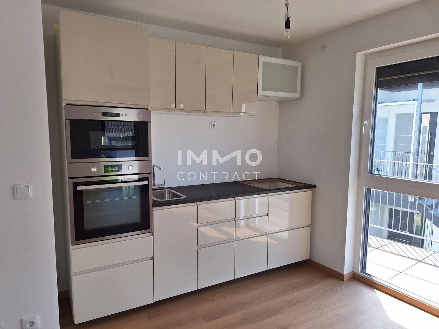 Dachgeschosswohnung nahe Alte Donau mit Terrasse