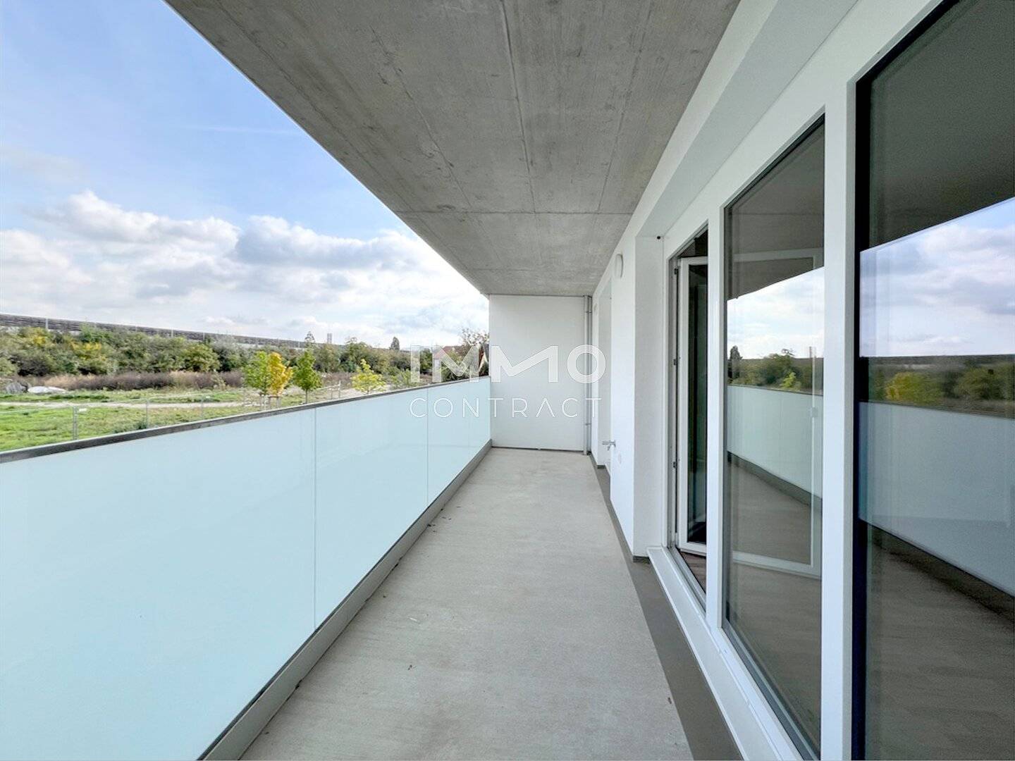 Wohnung mit Balkon und Garten Stadtrandlage