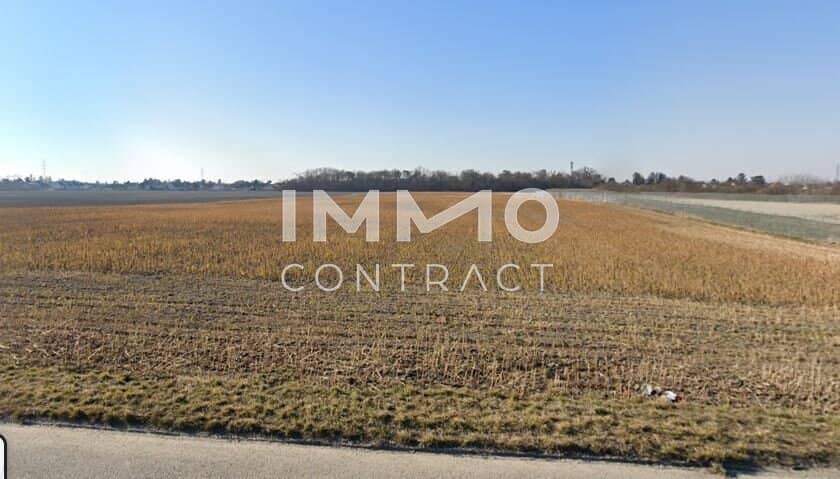 Invest in the future; building land with development potential