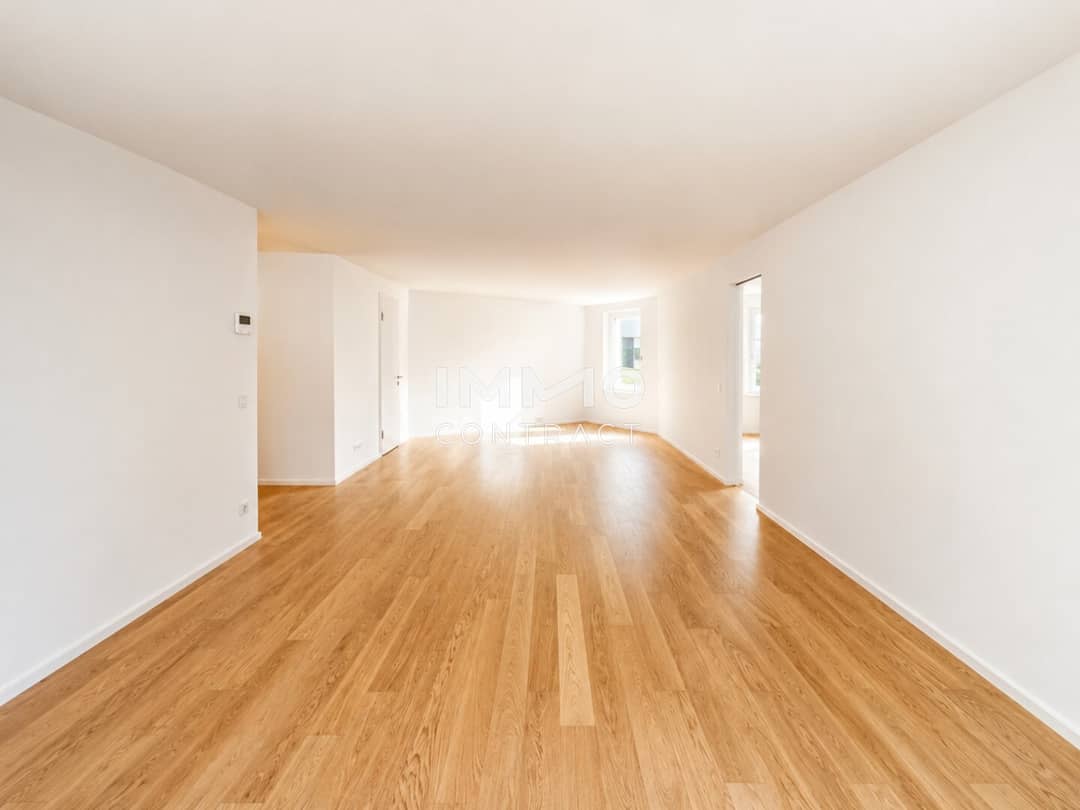 Apartment newly built near the main station balcony