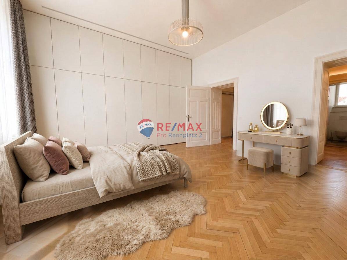 Old building apartment with high ceilings and two terraces