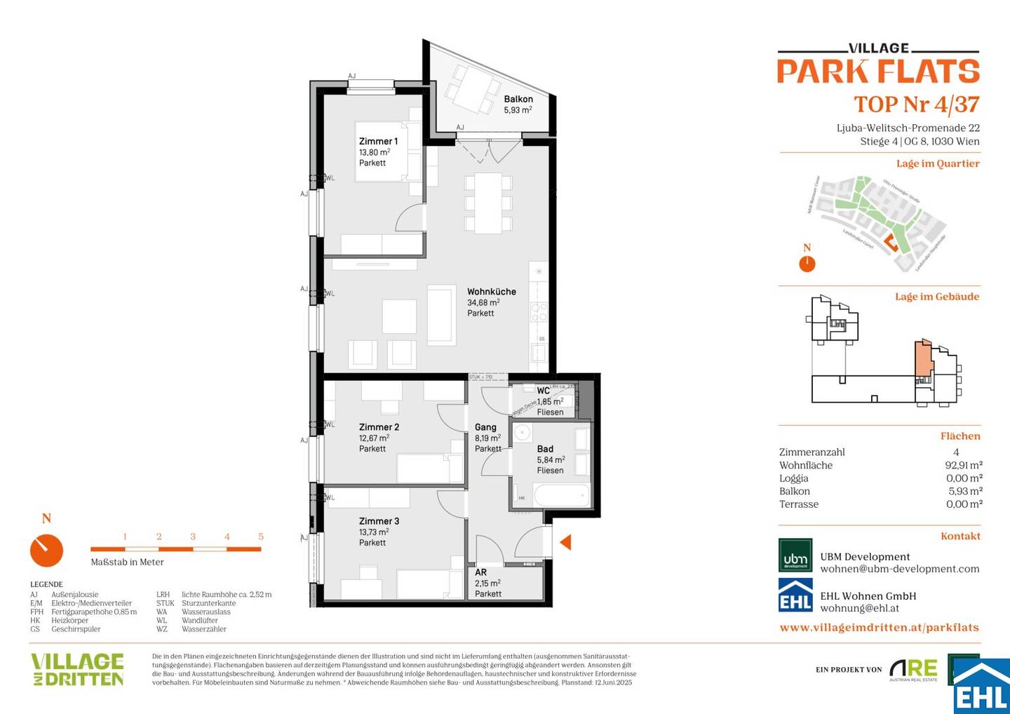 Apartment in park side location with balcony