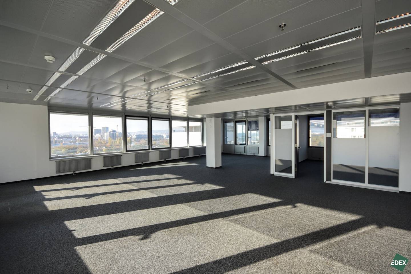 Attraktive Bürofläche mit Aussicht | Ares Tower