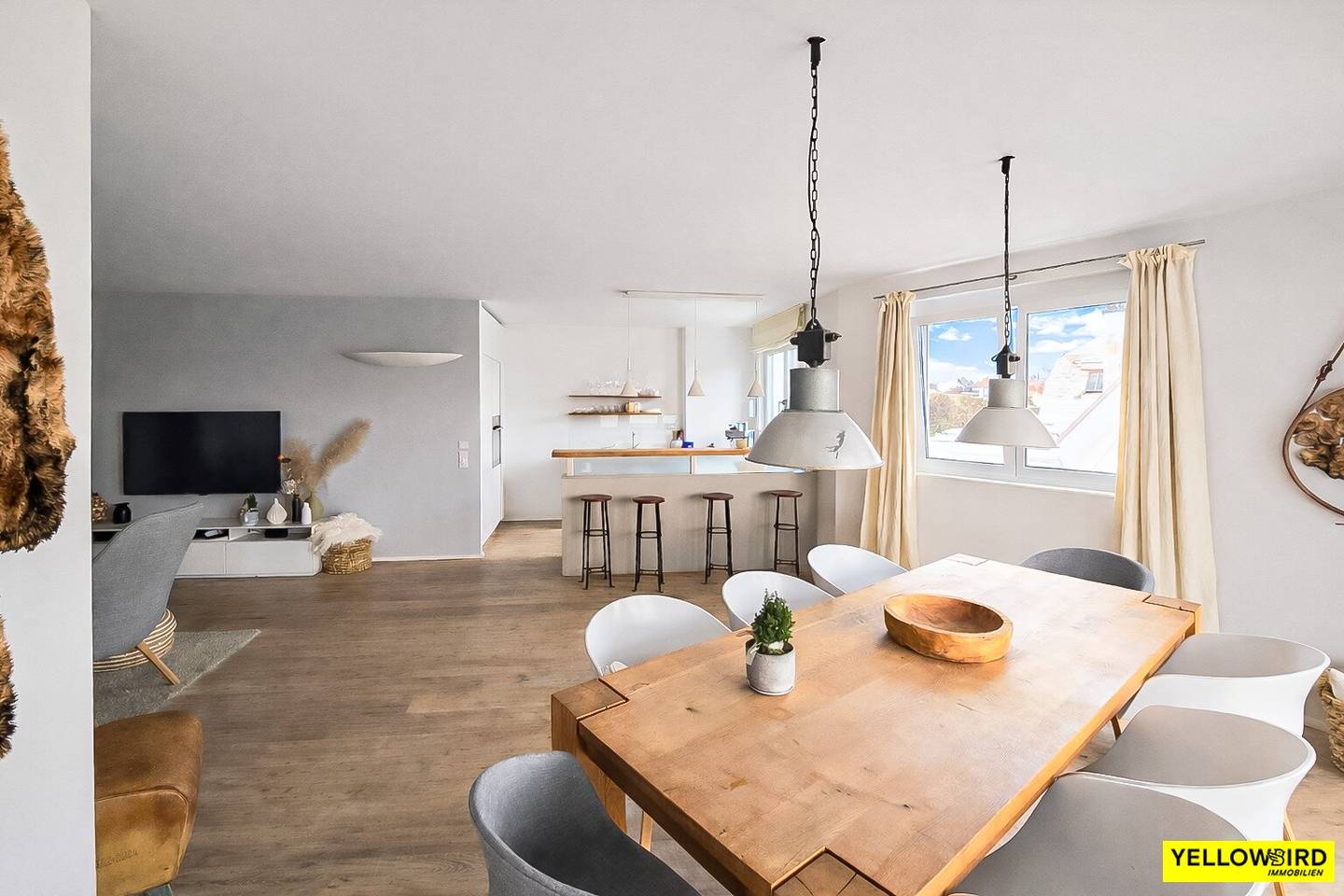 Apartment Grinzing with terrace and two garages