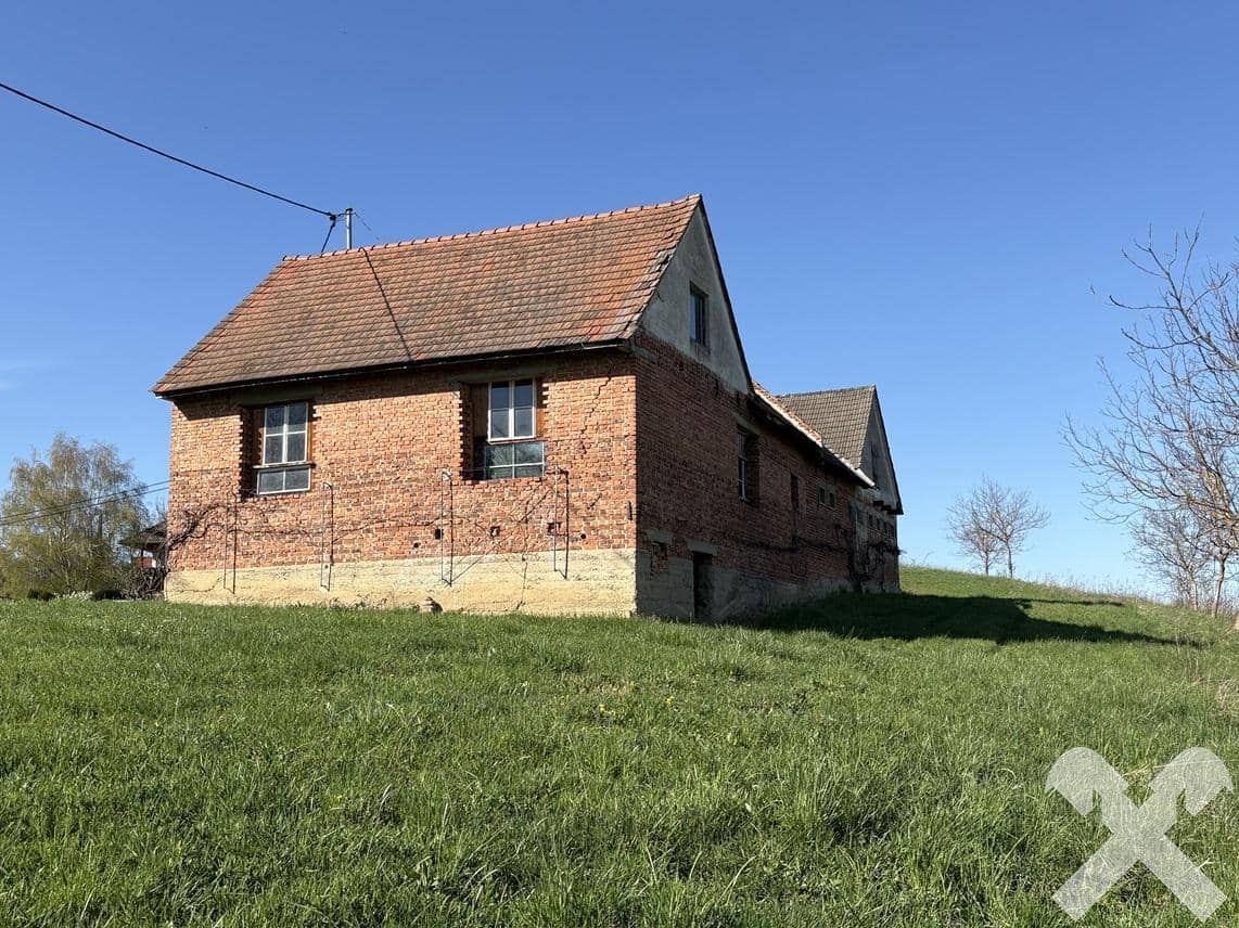 Landwirtschaftliches Anwesen in herrlicher Kuppenlage nahe Bad Loipersdorf