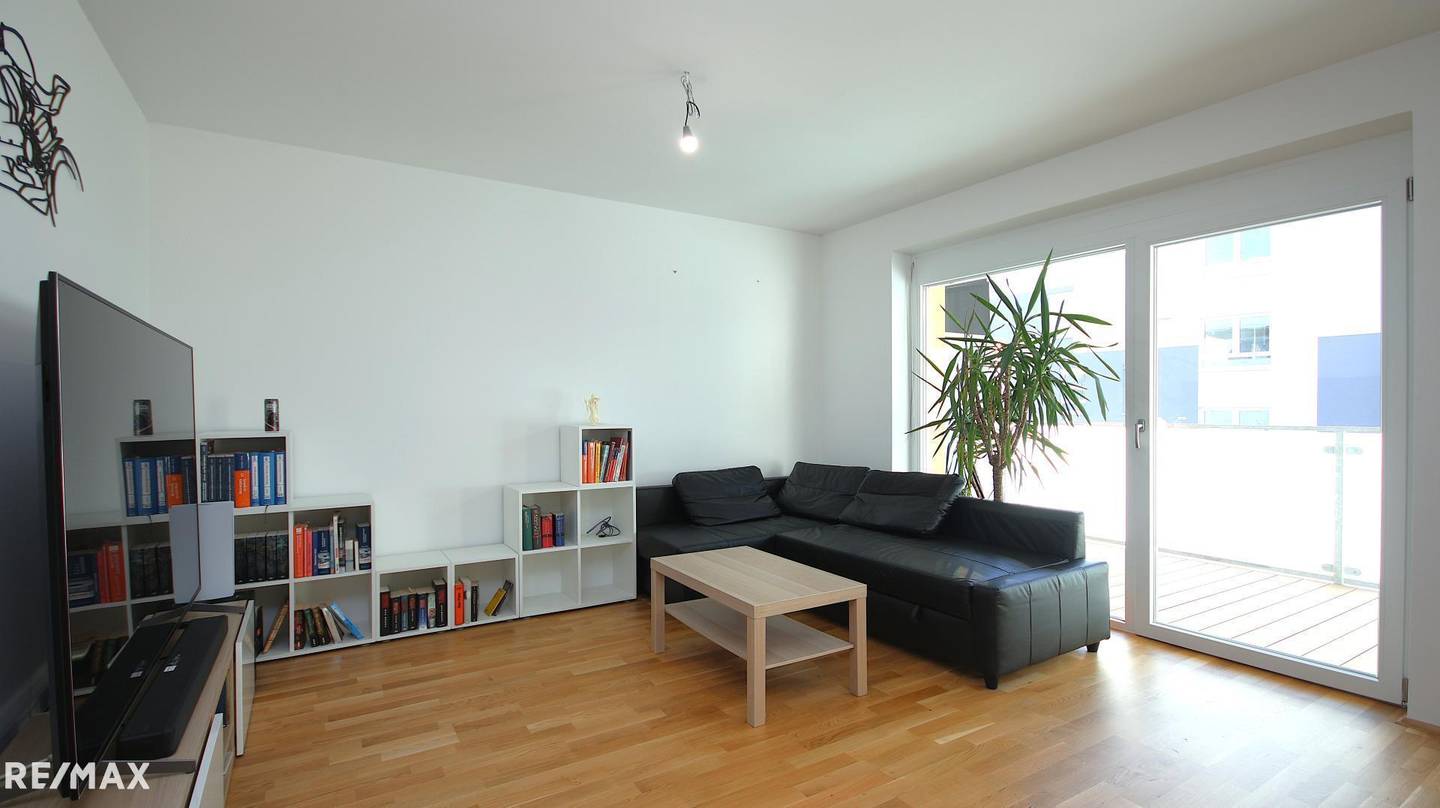 High quality new build apartment with balcony and underground garage