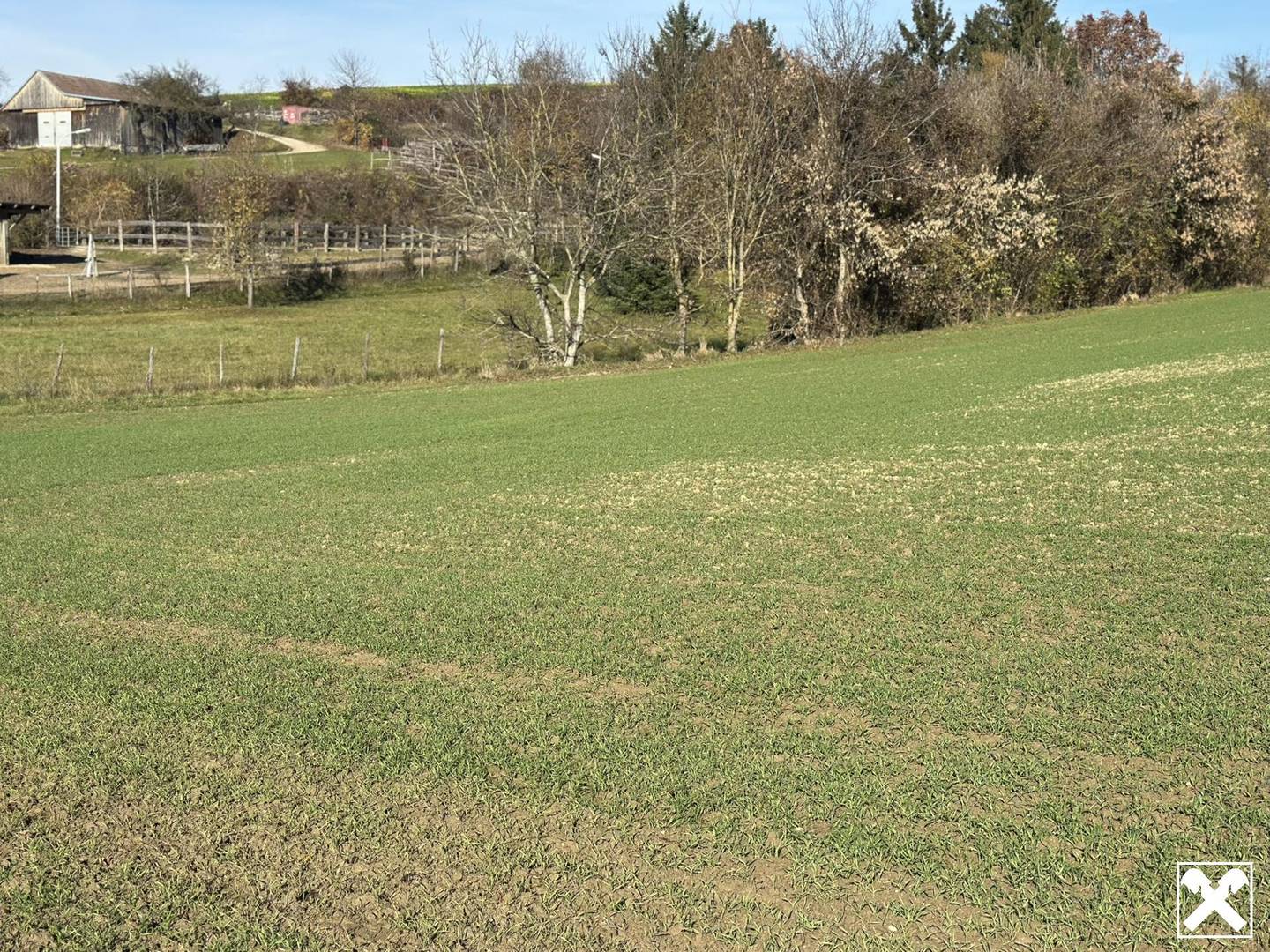 SONNIGE LEBENSQUALITÄT AM LAND FÜR IHR PRIVATES EINFAMILIENHAUS OHNE BAUZWANG