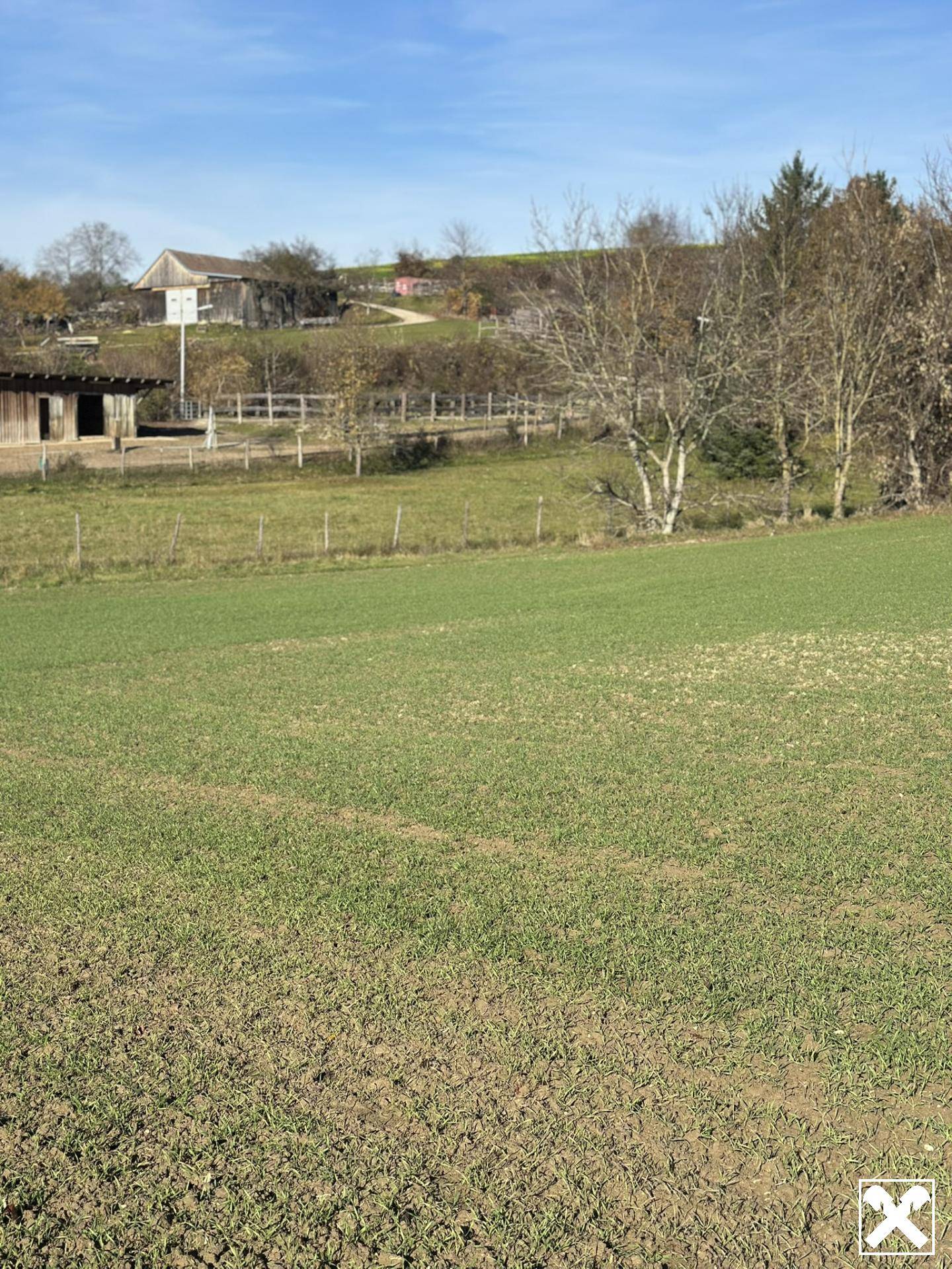 SONNIGE LEBENSQUALITÄT AM LAND FÜR IHR PRIVATES EINFAMILIENHAUS OHNE BAUZWANG
