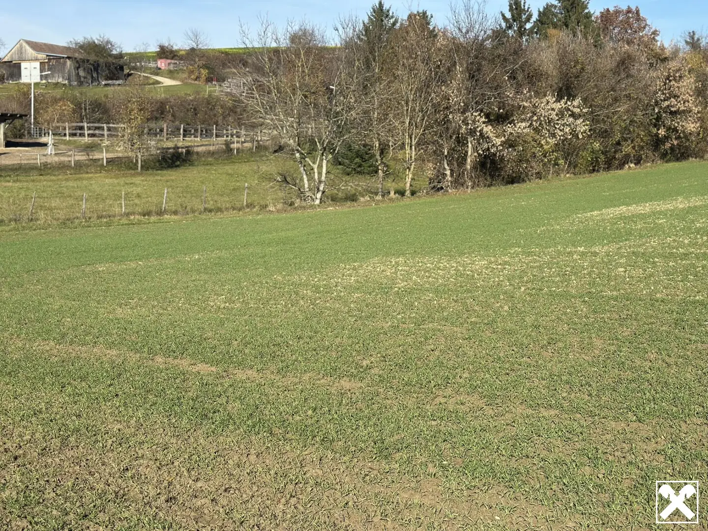 SONNIGE LEBENSQUALITÄT AM LAND FÜR IHR PRIVATES EINFAMILIENHAUS OHNE BAUZWANG