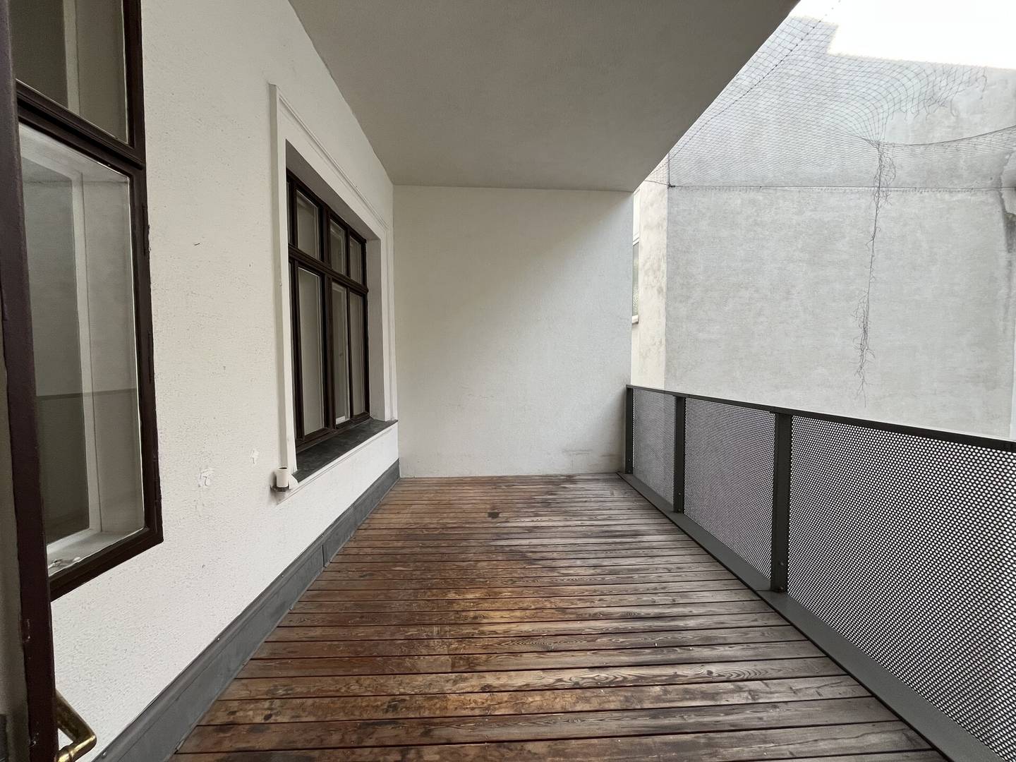 Apartment with loggia at the start of Mariahilfer Street
