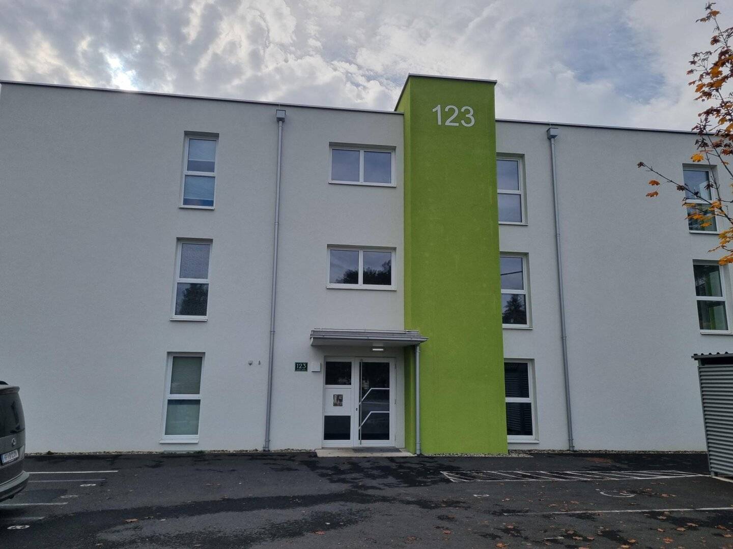 Harter Straße 123 | Outdoor Parking Spaces