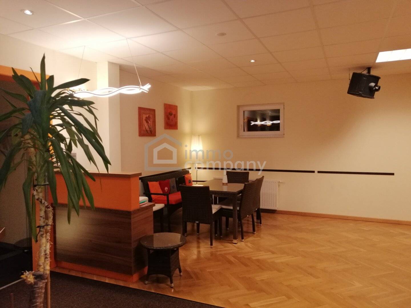 Vermietete Gewerbefläche in Schwechat, 1.OG, Kaufpreis 310.000 €