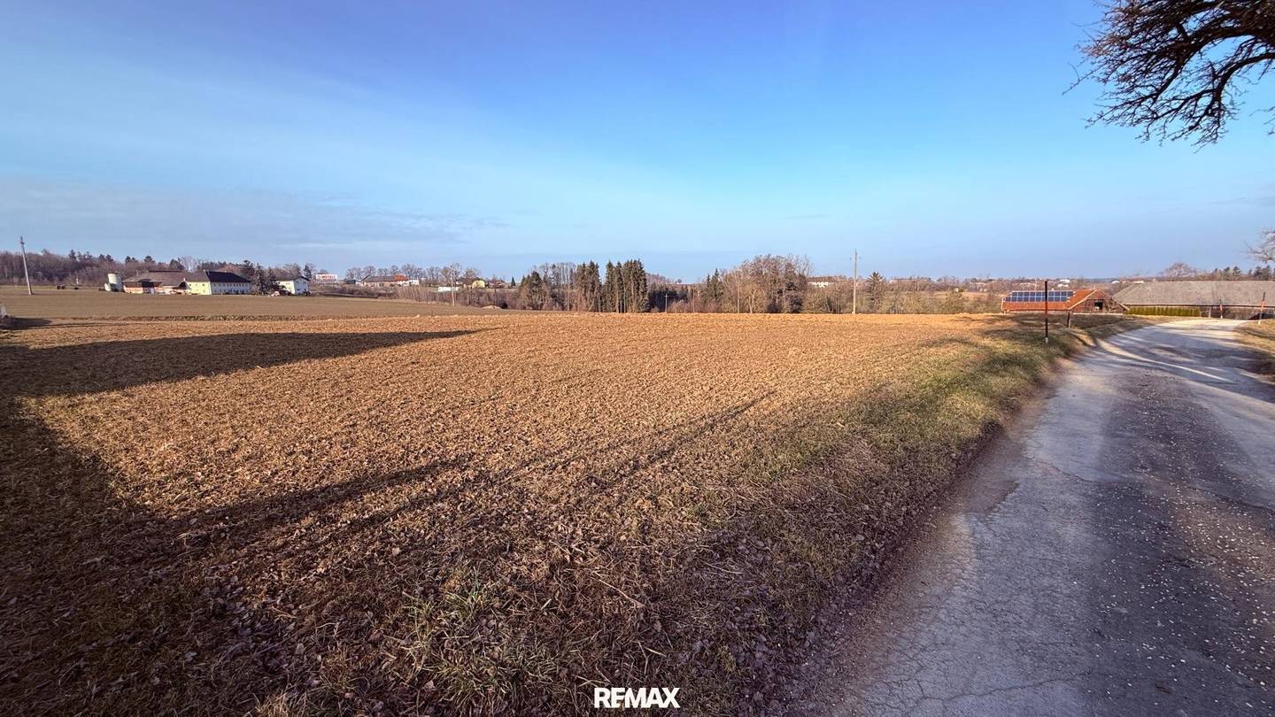 Betriebsbaugrund mit Baurecht in zentraler Lage von Ried im Traunkreis