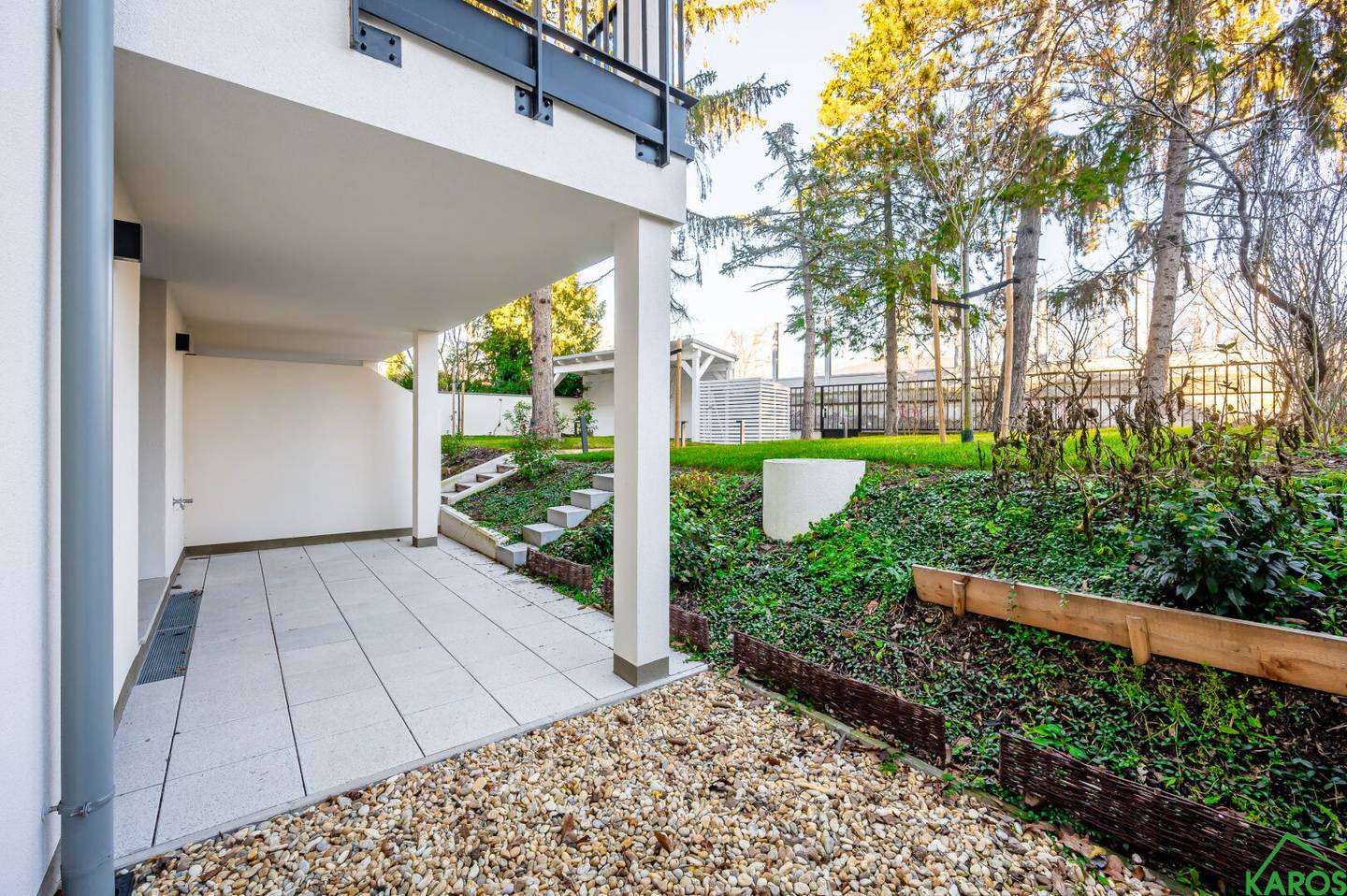 VILLA  AUHOF - GARTENWOHNUNG IM GRÜNEN - Leben im Grünen und urbanen Flair!