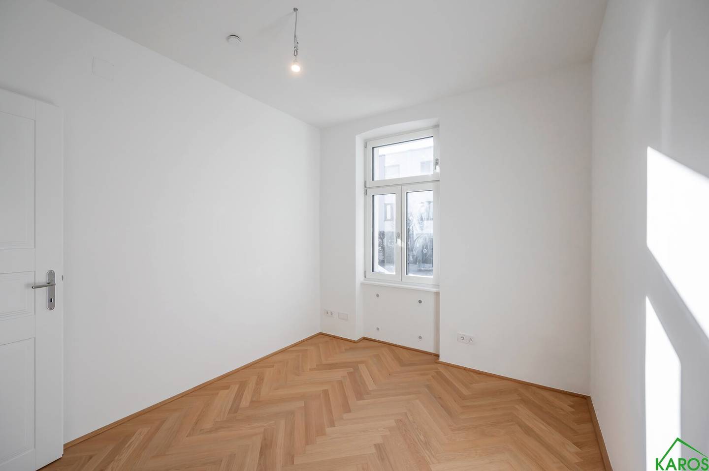 VILLA AUHOF - WOHNEN IM CHARMANTEN ALTBAU