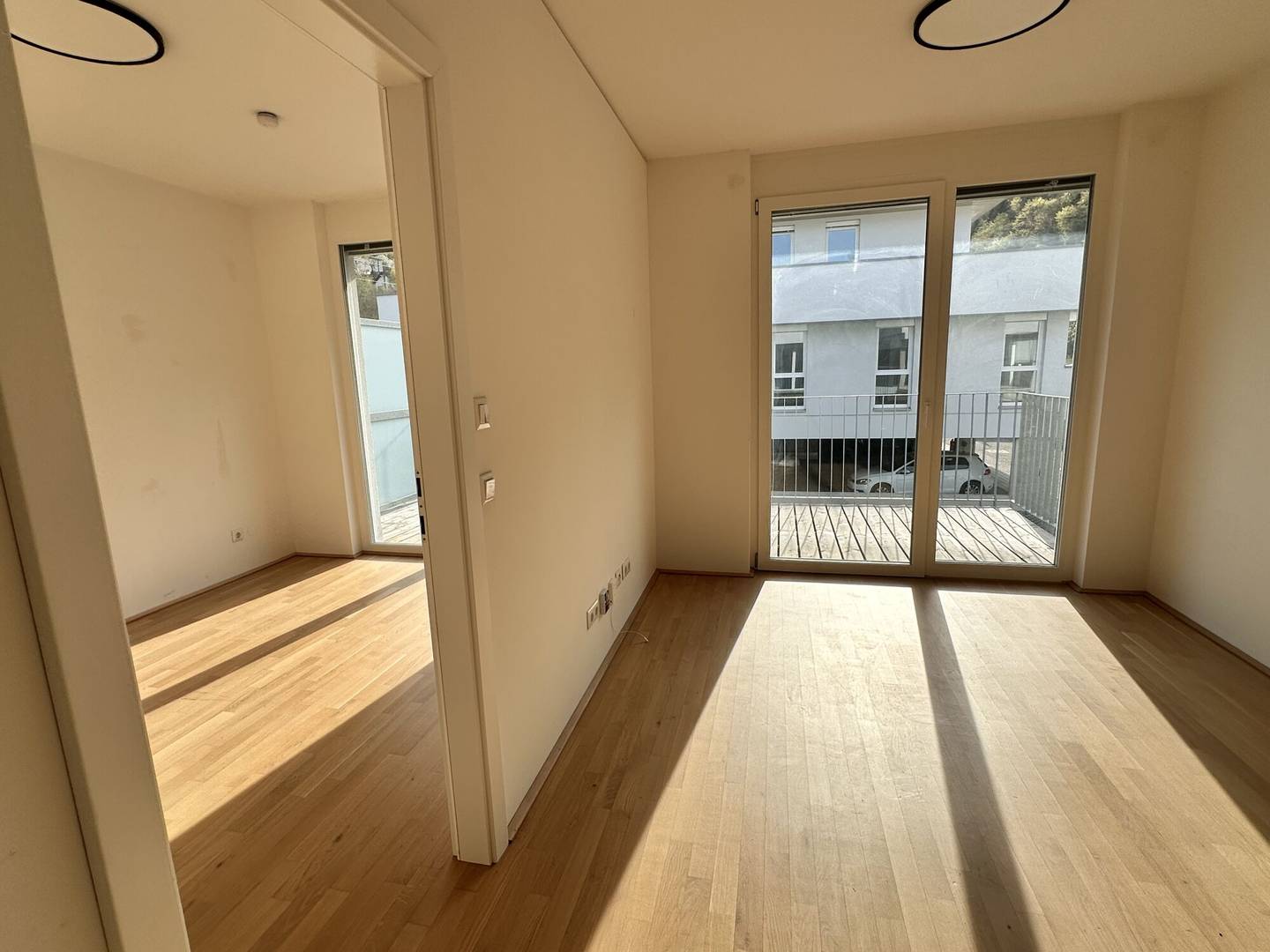 Erstbezug Wohnung mit Balkon und Fußbodenheizung