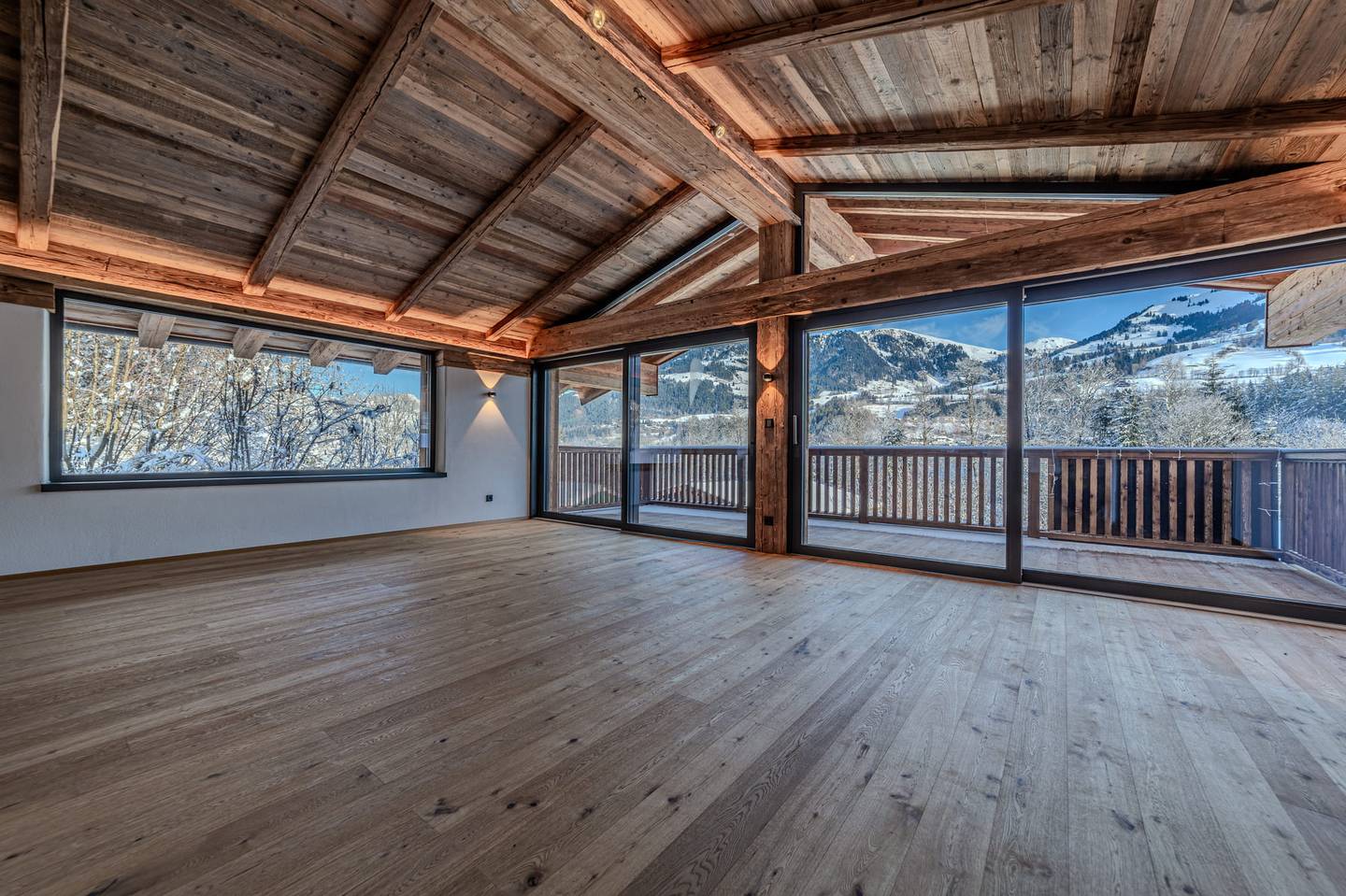 Luxuschalet in Kitzbühel – 249 m², 4 Schlafzimmer, 2 Tiefgaragen
