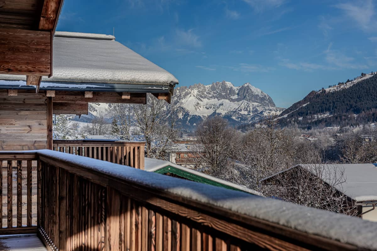 Neubau Chalet zur Miete in Kitzbühel, 230 m² Wohnfläche, Bergblick