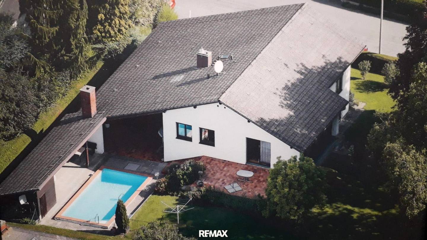 Einfamilienhaus mit großem Grundstück und viel Potenzial in Ried im Innkreis