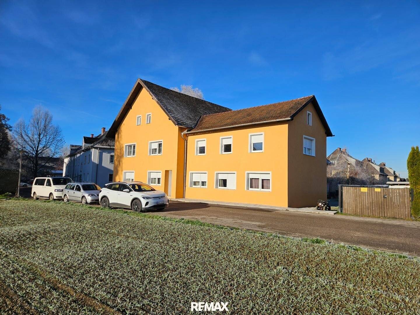 3 Family House (Multi Family House)