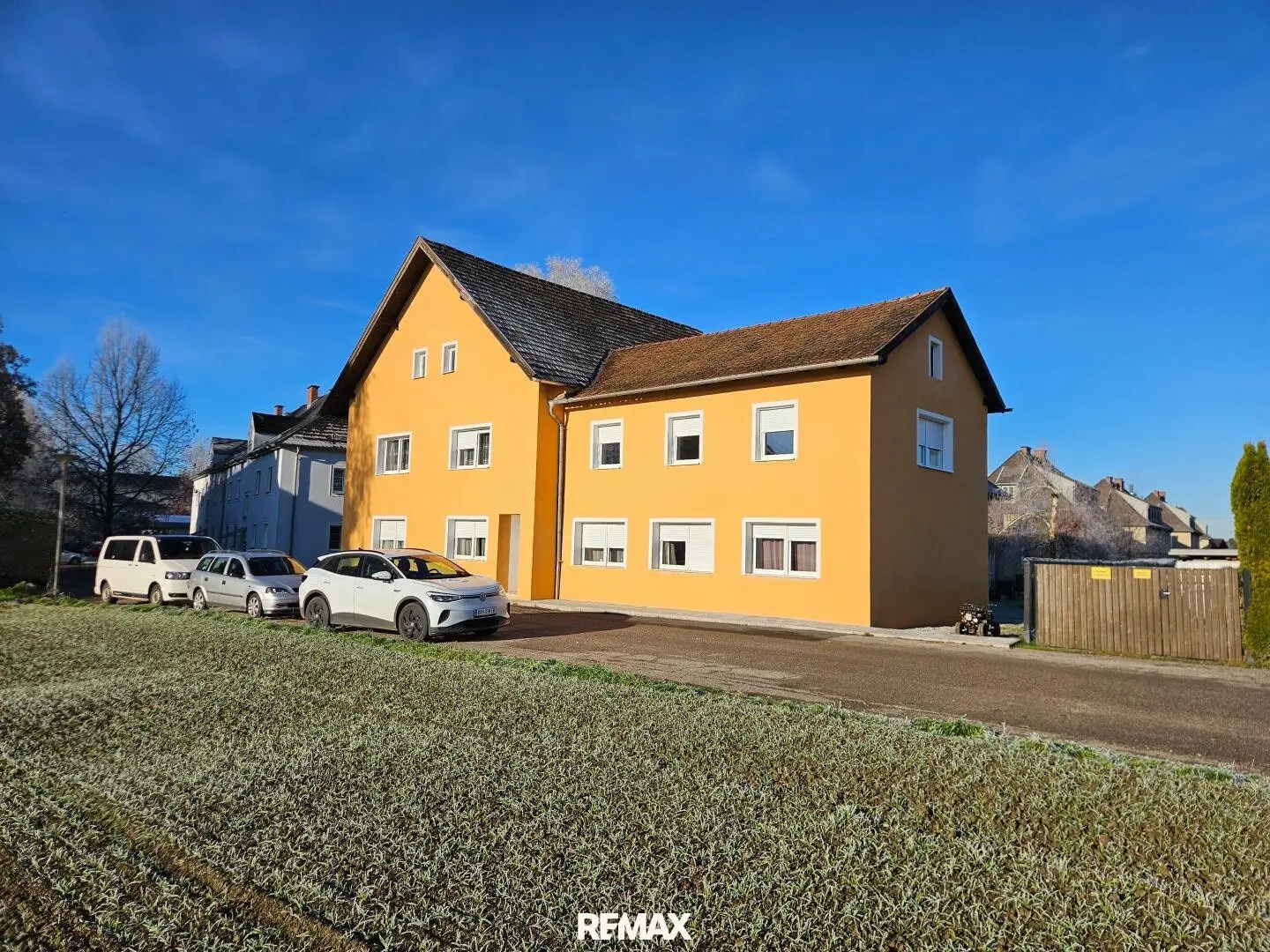 3 Family House (Multi Family House)