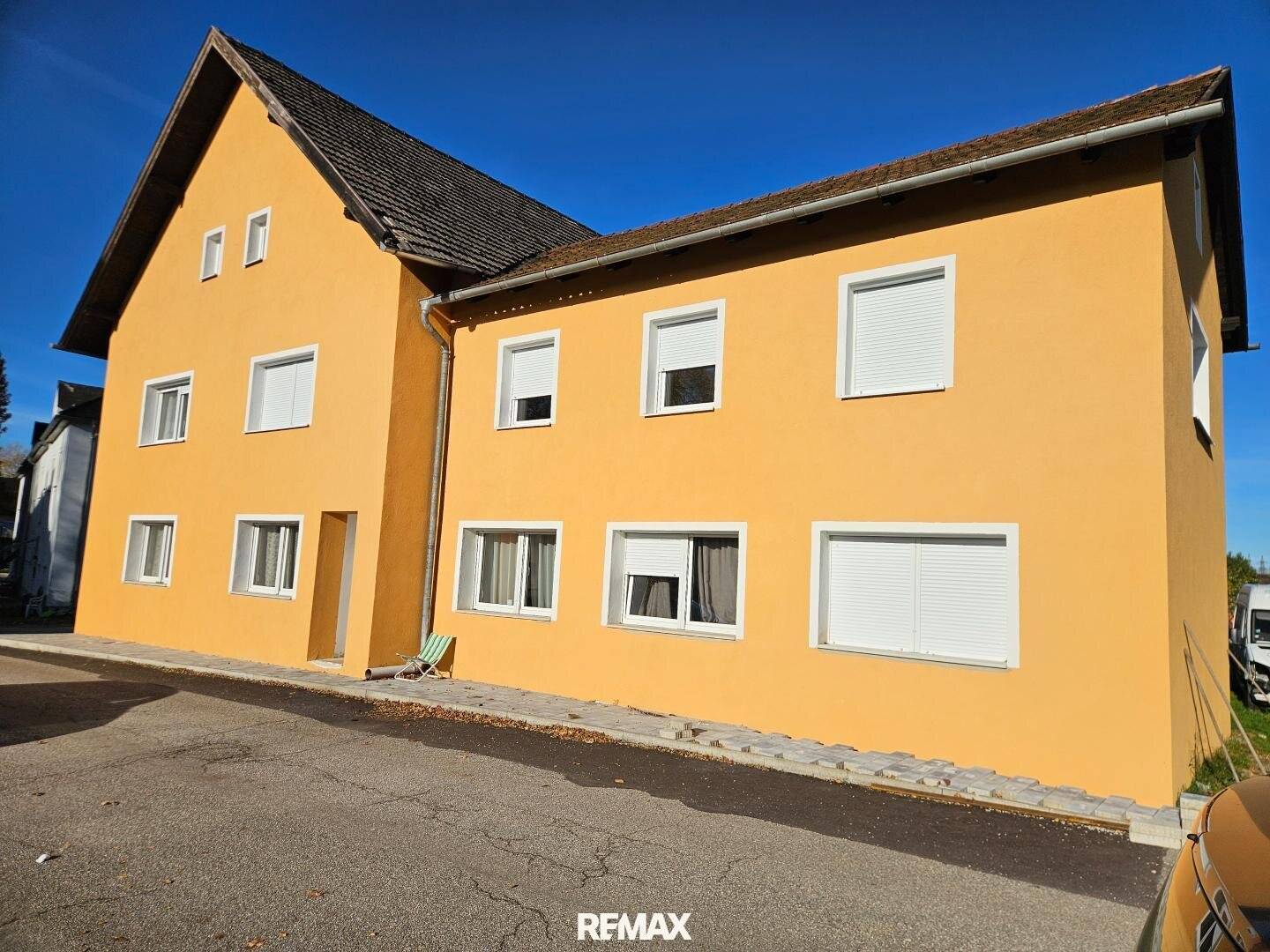 3 Family House (Multi Family House)