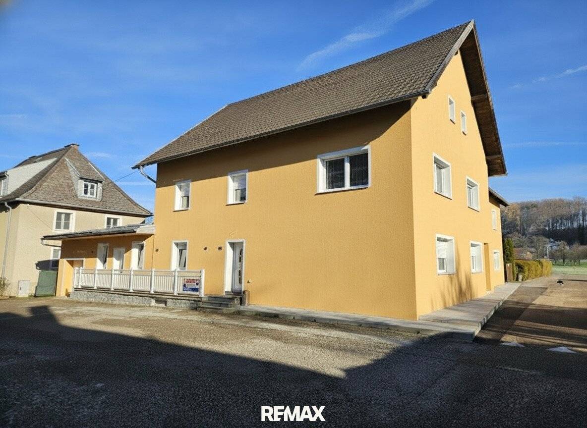 3 Family House (Multi Family House)